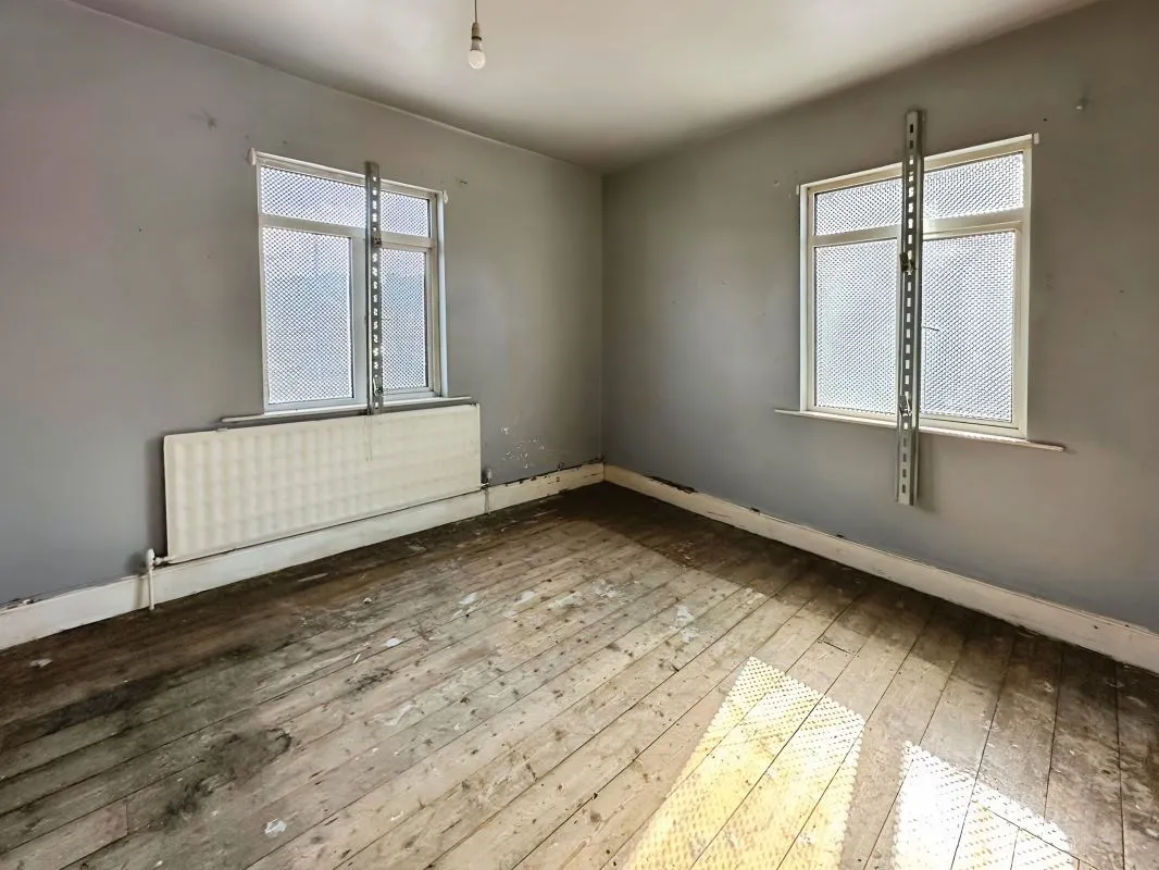 57-59 Church Road, Nuneaton, Warwickshire, CV10 8LF - Online Auctions