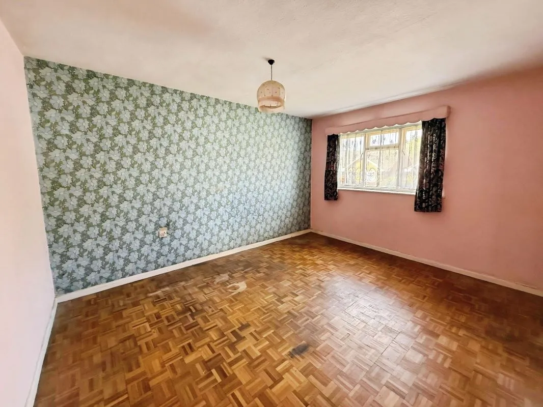 Exhall, Coventry, West Midlands, CV7 9GU - Online Auctions