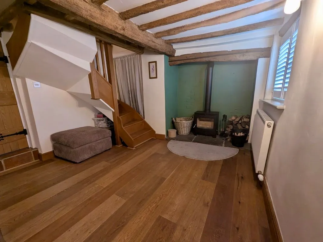 Bascote Road, Southam, Warwickshire, CV47 2DU - Online Auctions