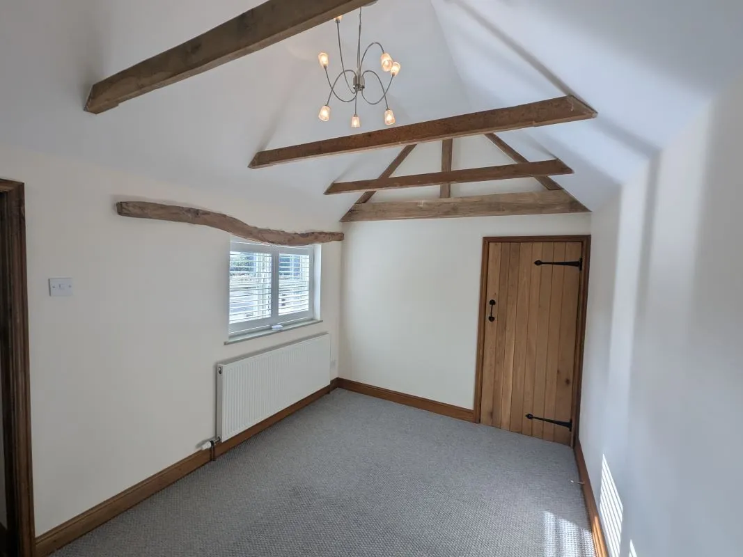 Bascote Road, Southam, Warwickshire, CV47 2DU - Online Auctions