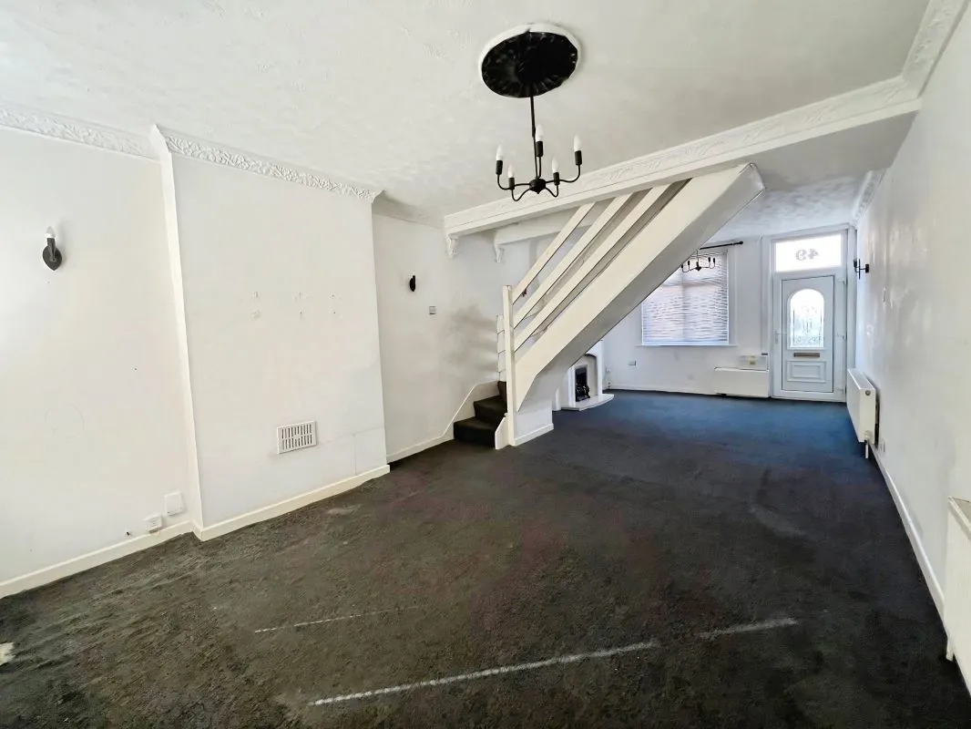 Nuneaton, Warwickshire, CV10 8JP - Online Auctions