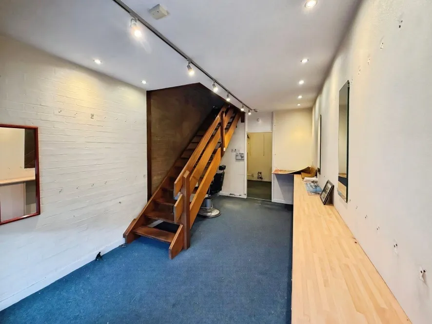 Property for Auction in Coventry & Warwickshire - 639A Stoney Stanton Road, Foleshill, Coventry, West Midlands CV6 5GA