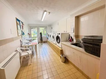 Property for Auction in Coventry & Warwickshire - Flat 28, Malin Court, School Road, Alcester, Warwickshire B49 5DJ
