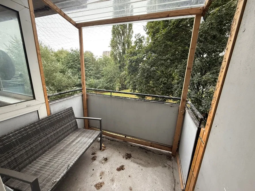 Property for Auction in Coventry & Warwickshire - Flat 9, Spon Gate House, Upper Spon Street, Coventry, West Midlands CV1 3GW