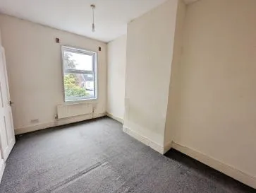 Property for Auction in Coventry & Warwickshire - 27 Lowther Street, Stoke Heath, Coventry, West Midlands CV2 4GP