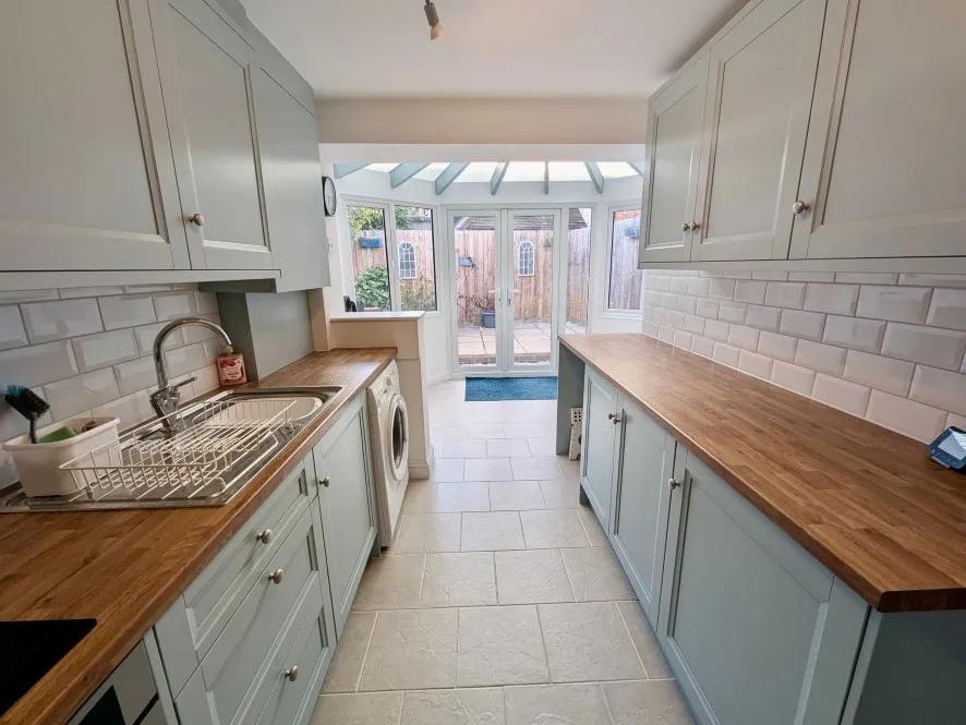 Property for Auction in Coventry & Warwickshire - Old Cottage, Bascote Road, Bascote, Southam, Warwickshire CV47 2DU