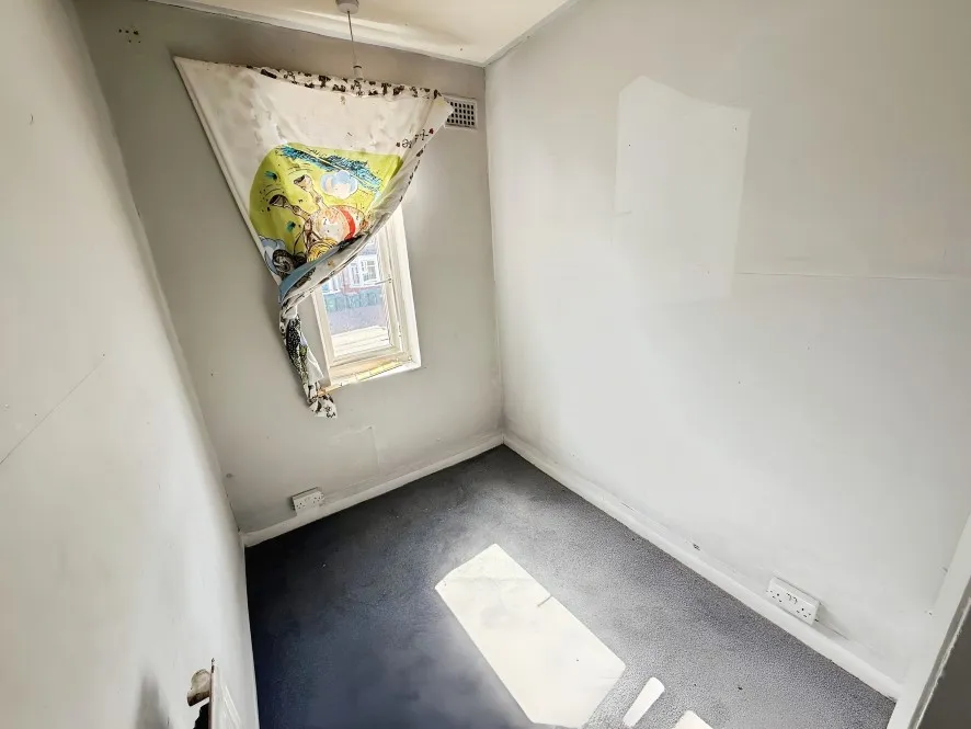 Property for Auction in Coventry & Warwickshire - 69 Nuffield Road, Courthouse Green, Coventry, West Midlands CV6 7HU