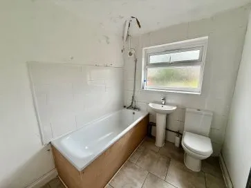 Property for Auction in Coventry & Warwickshire - 76 Strathmore Avenue, Stoke, Coventry, West Midlands CV1 2AF