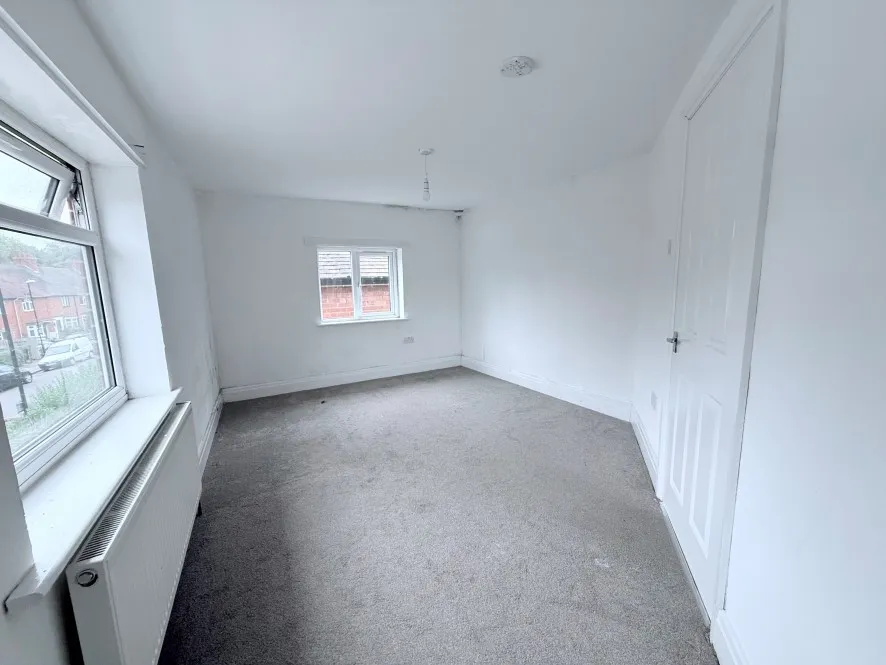 Property for Auction in Coventry & Warwickshire - 76 Strathmore Avenue, Stoke, Coventry, West Midlands CV1 2AF