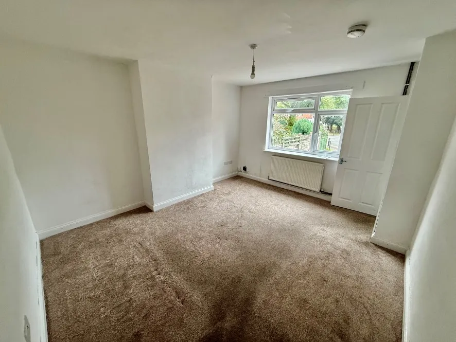 Property for Auction in Coventry & Warwickshire - 76 Strathmore Avenue, Stoke, Coventry, West Midlands CV1 2AF