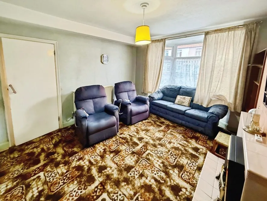 Property for Auction in Coventry & Warwickshire - 12 Steeplefield Road, Coundon, Coventry, West Midlands CV6 1JL