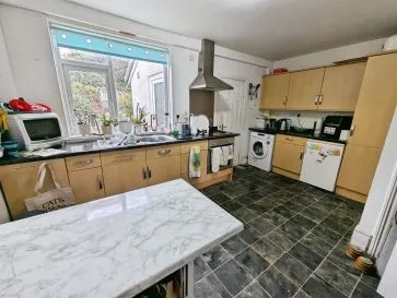 Property for Auction in Coventry & Warwickshire - 42 Lilac Avenue, Coundon, Coventry, West Midlands CV6 1DE