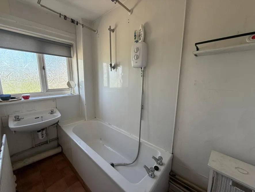 Property for Auction in Coventry & Warwickshire - 13 Euston Crescent, Willenhall, Coventry, West Midlands CV3 3AS
