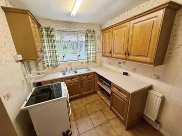Property for Auction in Coventry & Warwickshire - 425 Green Lane, Finham, Coventry, West Midlands CV3 6EL
