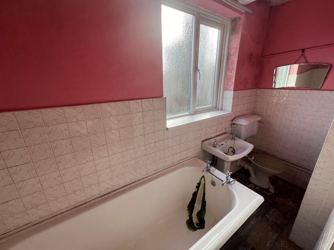 St. George Court, Birmingham, West Midlands, B15 1LD - Online Auctions