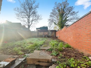 Property for Auction in Coventry & Warwickshire - 15 Coundon Road, Coundon, Coventry, West Midlands CV1 4AR