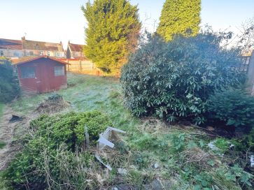 Property for Auction in Coventry & Warwickshire - 37 Elgar Road, Courthouse Green, Coventry, West Midlands CV6 7JG