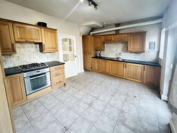 Property for Auction in Coventry & Warwickshire - 37 Elgar Road, Courthouse Green, Coventry, West Midlands CV6 7JG
