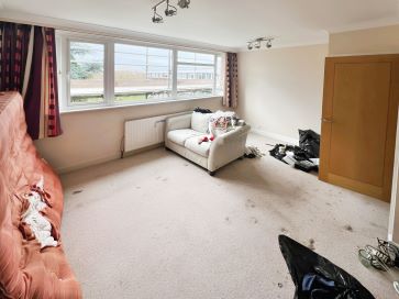 Property for Auction in Coventry & Warwickshire - 11, Vernon Close, Leamington Spa, Warwickshire CV32 6HH