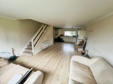 Property for Auction in Coventry & Warwickshire - 11, Vernon Close, Leamington Spa, Warwickshire CV32 6HH