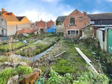 Property for Auction in Coventry & Warwickshire - 14-16 Bull Street, Attleborough, Nuneaton, Warwickshire CV11 4JX