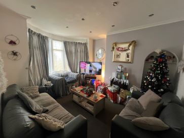 Property for Auction in Coventry & Warwickshire - 99 Westcotes, Tile Hill, Coventry, West Midlands CV4 9BE