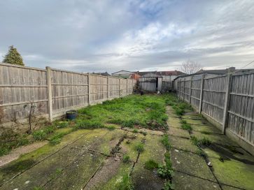 Property for Auction in Coventry & Warwickshire - 99 Westcotes, Tile Hill, Coventry, West Midlands CV4 9BE