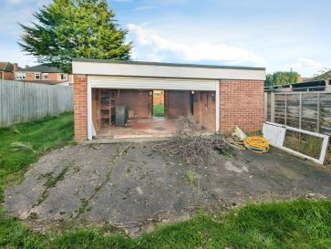 Property for Auction in Coventry & Warwickshire - 52 Poitiers Road, Cheylesmore, Coventry, West Midlands CV3 5JX