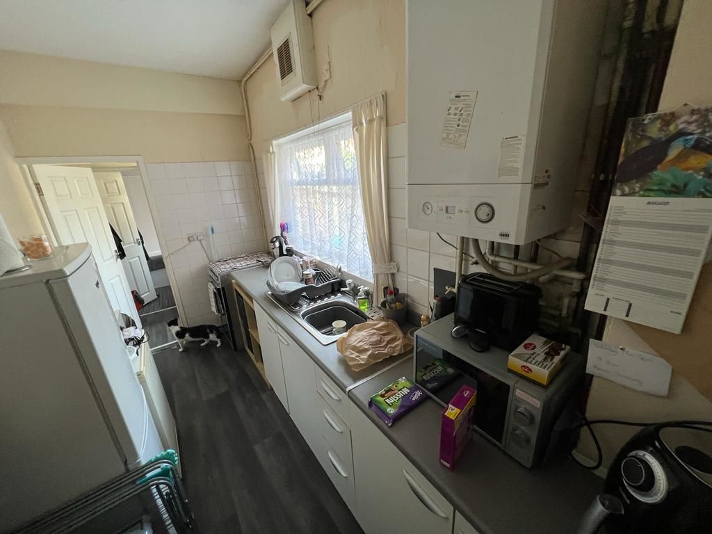 Holmsdale Road, Coventry, West Midlands, CV6 5BL - Online Auctions