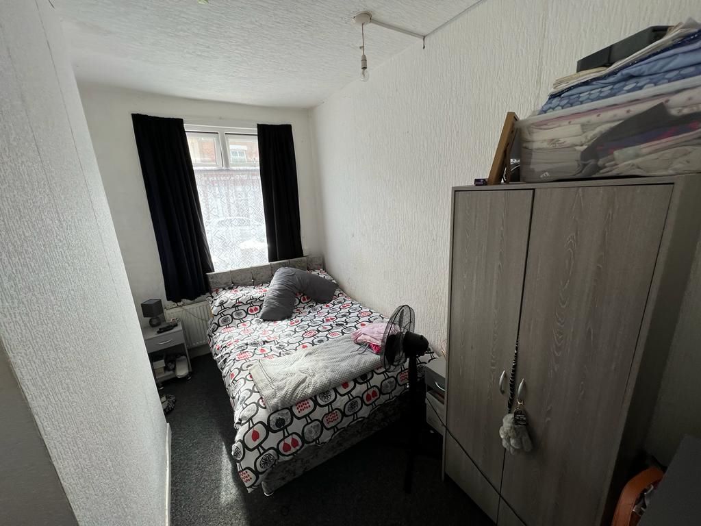 Holmsdale Road, Coventry, West Midlands, CV6 5BL - Online Auctions