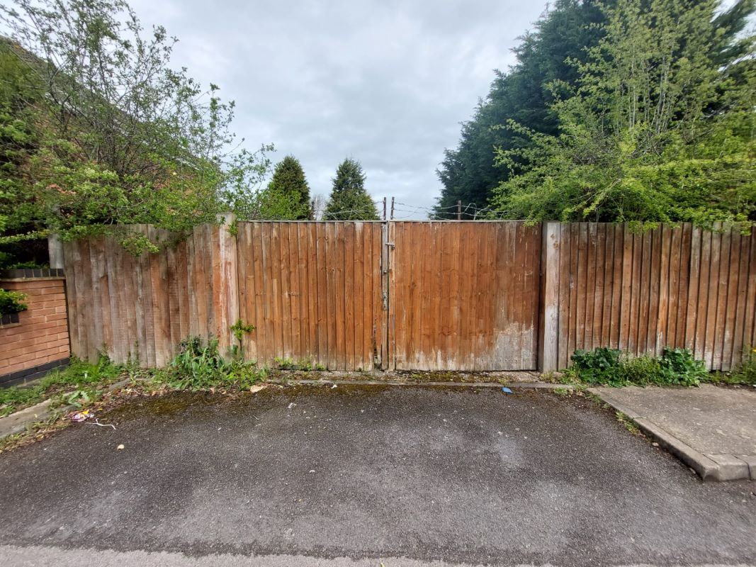 Holbrooks, Coventry, West Midlands, CV6 6FS - Online Auctions