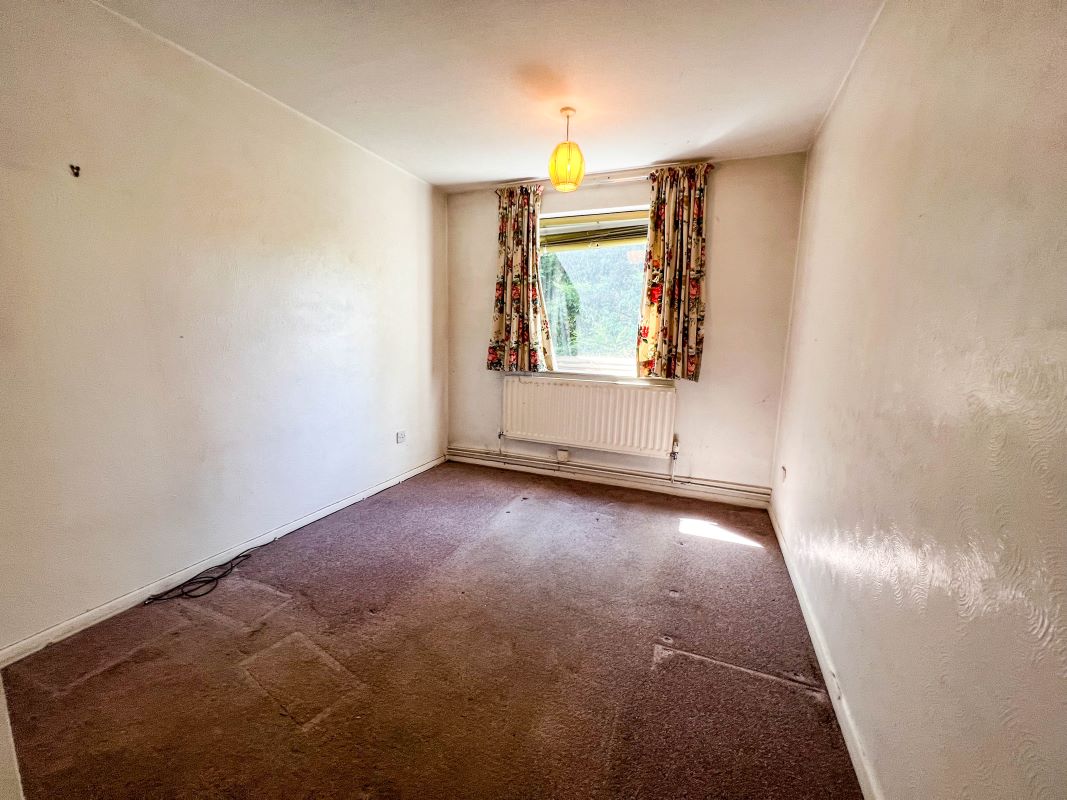 Adare Drive, Coventry, West Midlands, CV3 6AD - Online Auctions