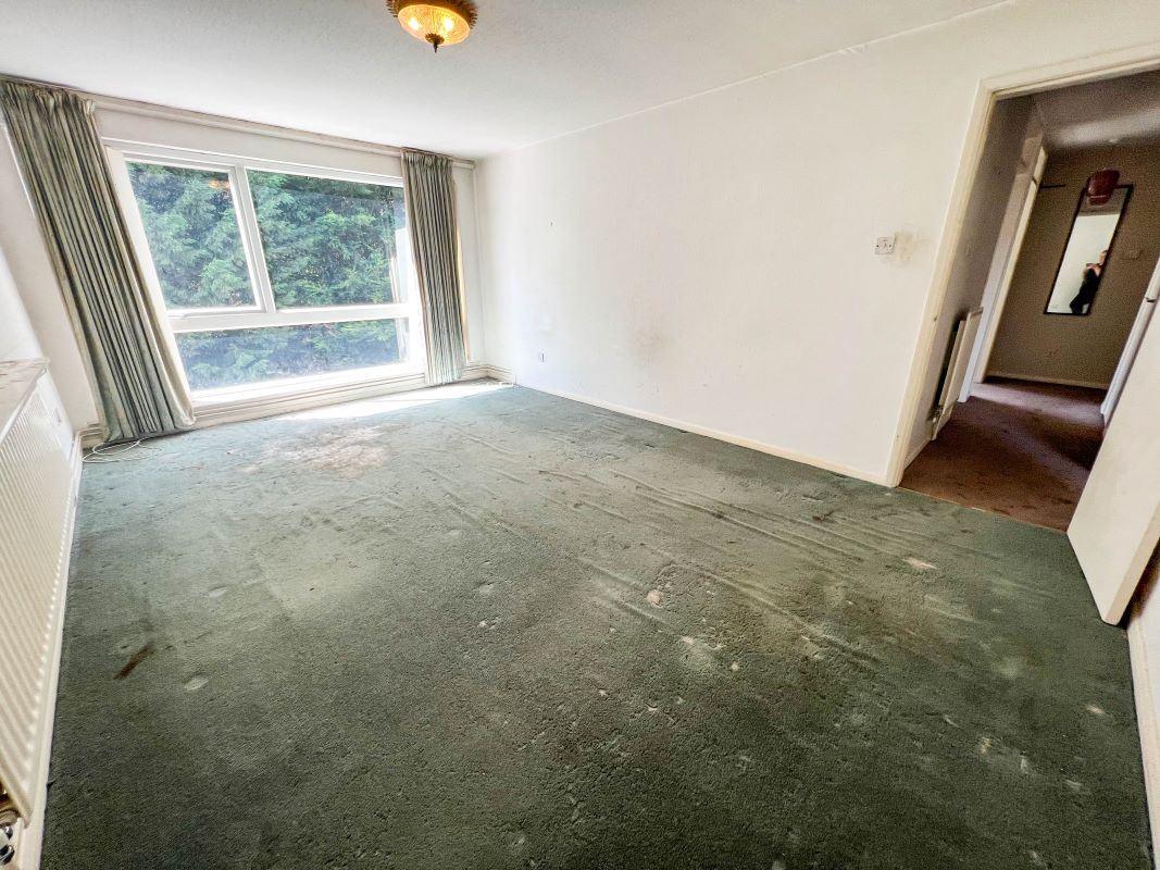 Adare Drive, Coventry, West Midlands, CV3 6AD - Online Auctions