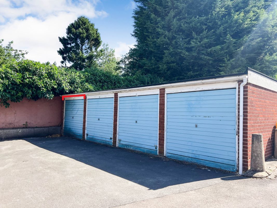 Adare Drive, Coventry, West Midlands, CV3 6AD - Online Auctions