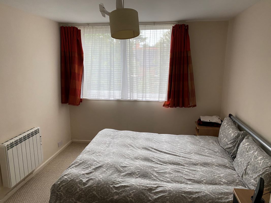Styvechale, Coventry, West Midlands, CV3 6HZ - Online Auctions