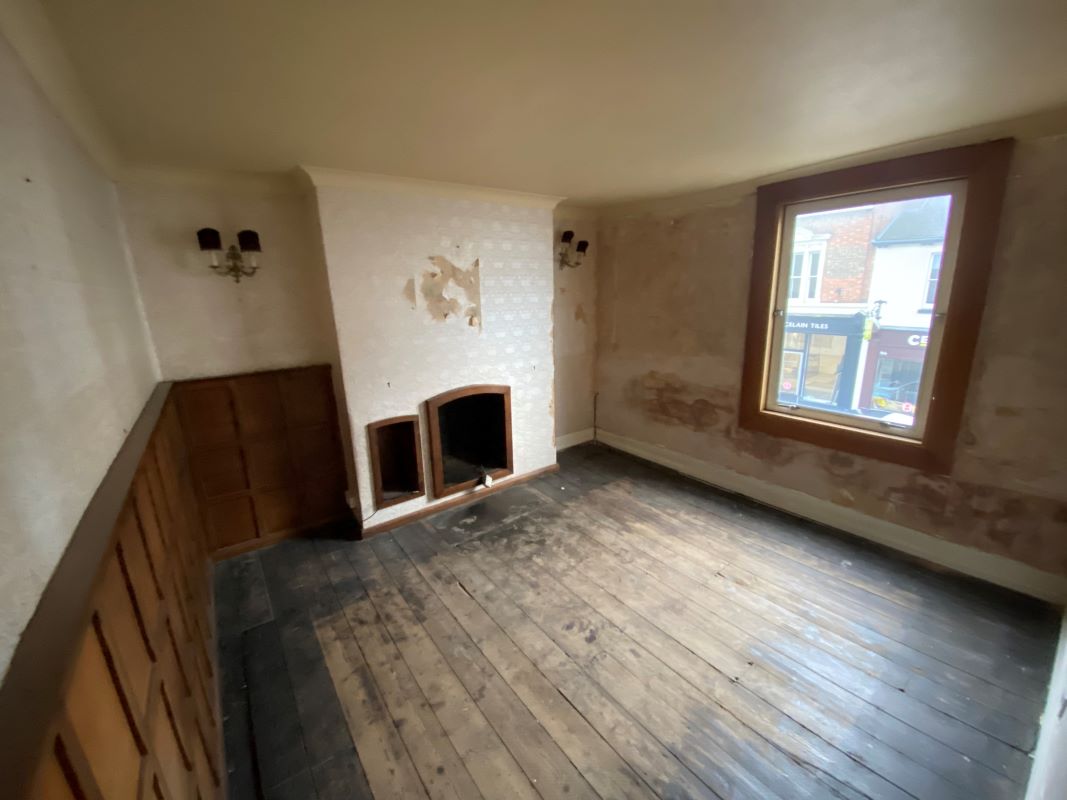 Regent Street, Leamington Spa, Warwickshire, CV32 4NX - Online Auctions