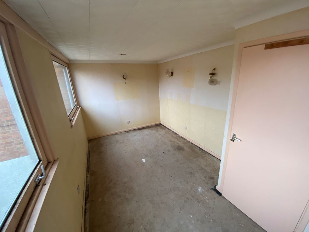 Regent Street, Leamington Spa, Warwickshire, CV32 4NX - Online Auctions
