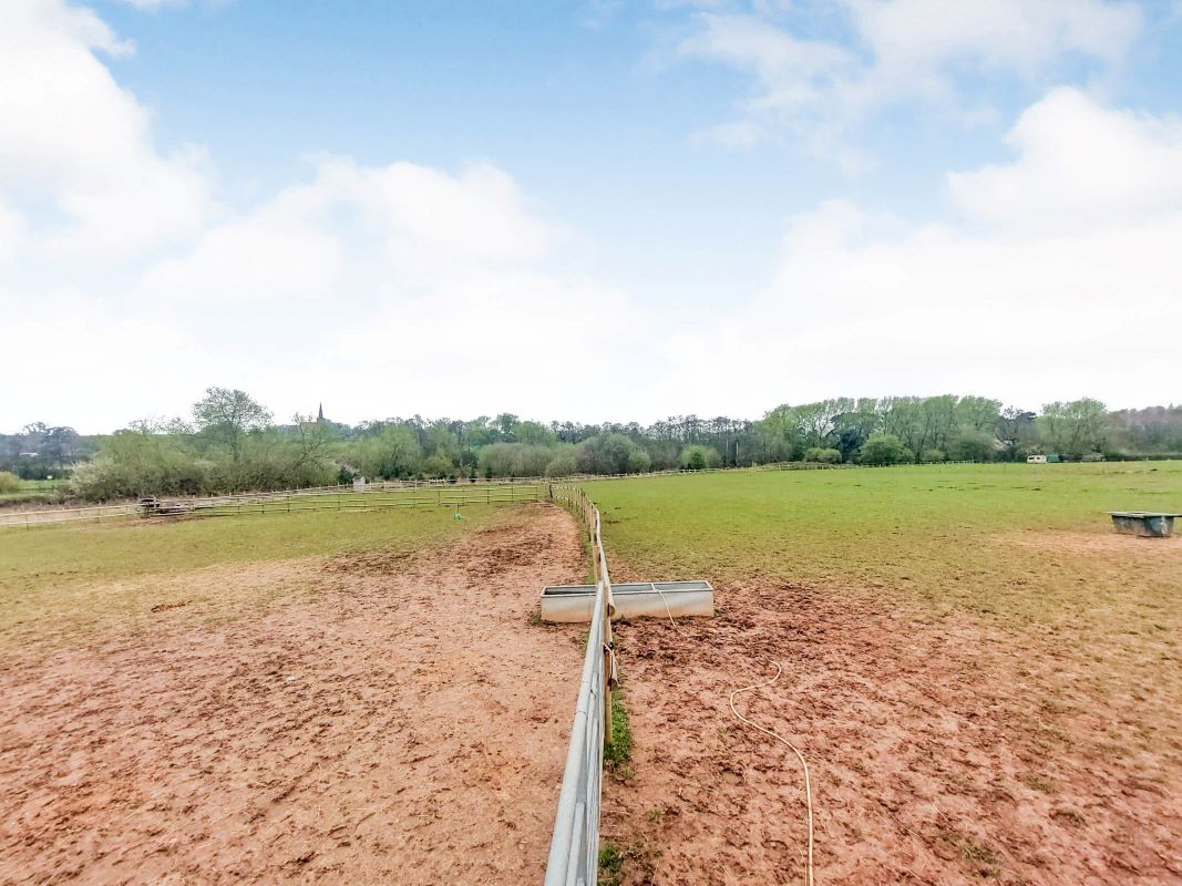 Tamworth Road, Birmingham, West Midlands, B46 2PJ - Online Auctions