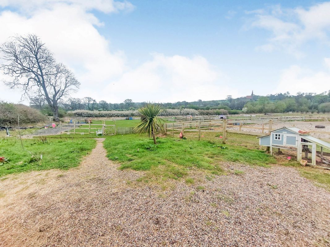 Tamworth Road, Birmingham, West Midlands, B46 2PJ - Online Auctions
