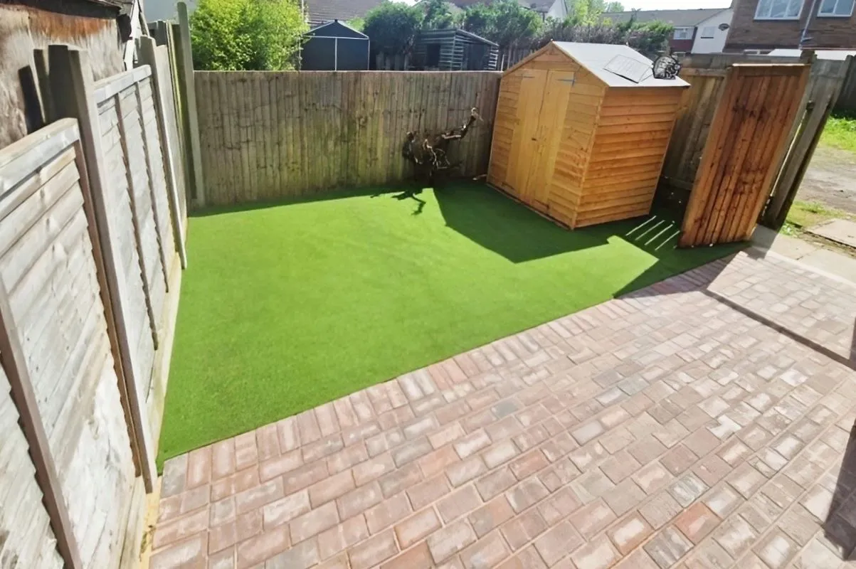 Kingsbury, Tamworth, Staffordshire, B78 2PE - Online Auctions