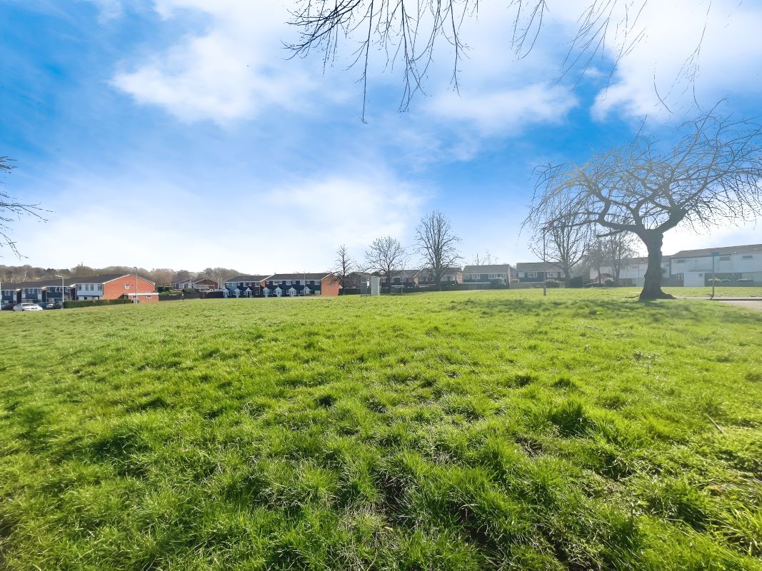Purbrook, Tamworth, Staffordshire, B77 2NB - Online Auctions