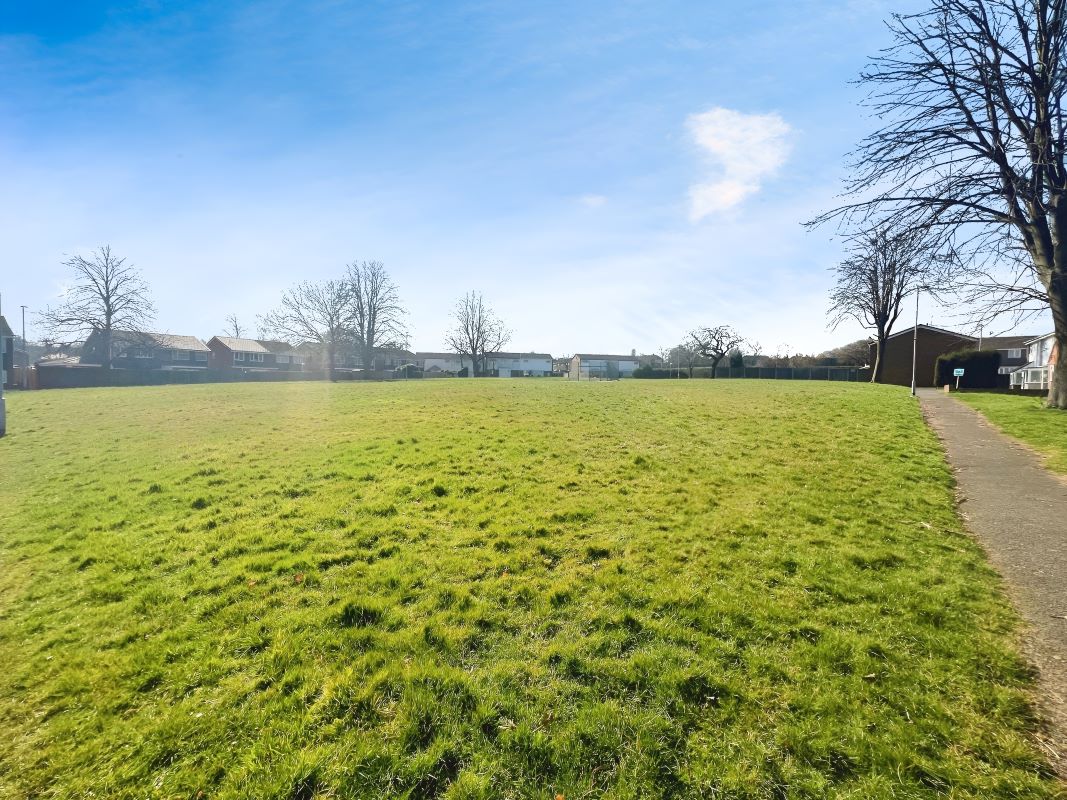 Purbrook, Tamworth, Staffordshire, B77 2NB - Online Auctions