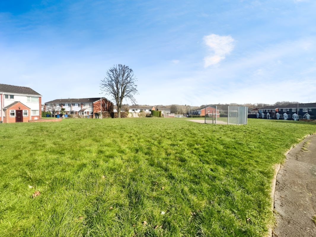 Purbrook, Tamworth, Staffordshire, B77 2NB - Online Auctions