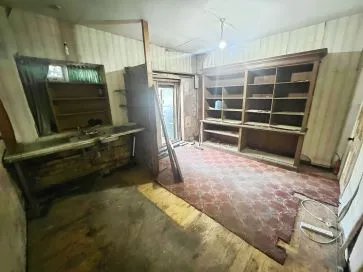 Property for Auction in Coventry & Warwickshire - 107 Brays Lane, Lower Stoke, Coventry, West Midlands CV2 4DS