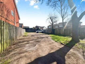 Property for Auction in Coventry & Warwickshire - 30 Sorrel Drive, Kingsbury, Tamworth, Warwickshire B78 2PE