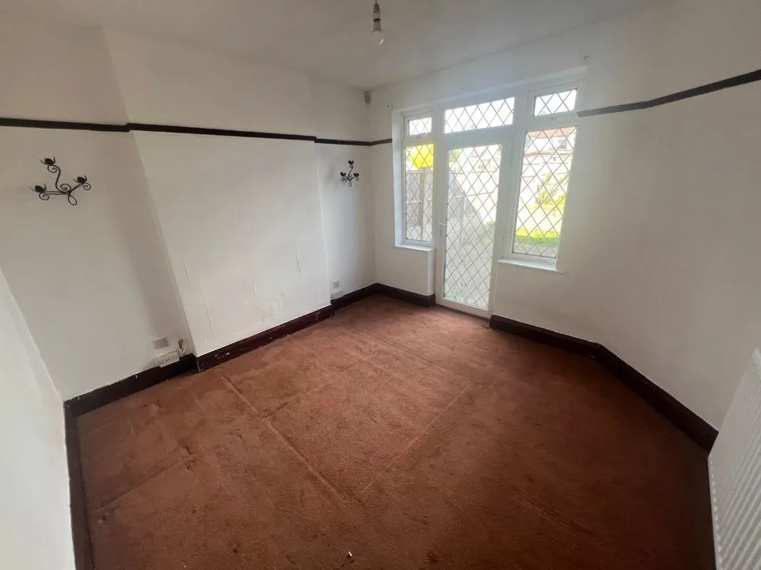 Chapelfields, Coventry, West Midlands, CV5 8GF - Online Auctions