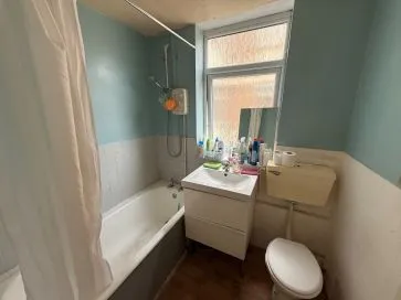 Property for Auction in Coventry & Warwickshire - 7 Culworth Court, Foleshill, Coventry, West Midlands CV6 5JY