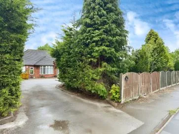 Property for Auction in Coventry & Warwickshire - 288 Nuneaton Road, Bulkington, Bedworth, Warwickshire CV12 9RZ