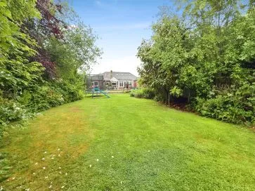Property for Auction in Coventry & Warwickshire - 288 Nuneaton Road, Bulkington, Bedworth, Warwickshire CV12 9RZ