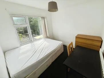 Property for Auction in Coventry & Warwickshire - 32 Harris Road, Lower Stoke, Coventry, West Midlands CV3 1GU